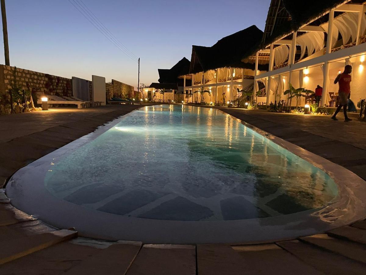 Ghelli House - Milele Resort Ватаму Экстерьер фото